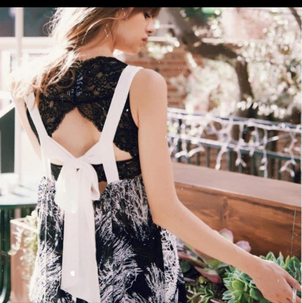 🍁New Handmade lacy floral tank tunic